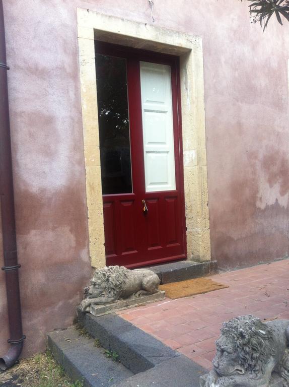 La Rocca Della Rosa Zafferana Etnea Quarto foto