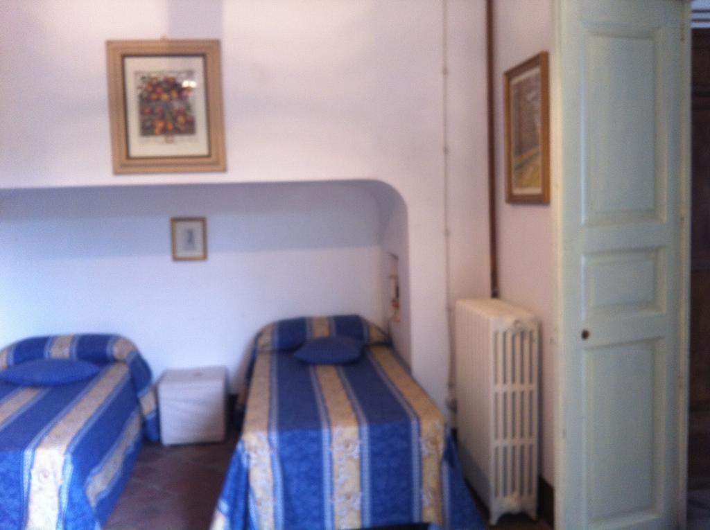 La Rocca Della Rosa Zafferana Etnea Quarto foto